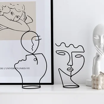 Nordic Abstracte Karakter Beeldhouwkunst Home Decor Sieraden Display Houder Zwart Ijzeren Lijnen Handgemaakte Beeldjes Woonkamer Inrichting