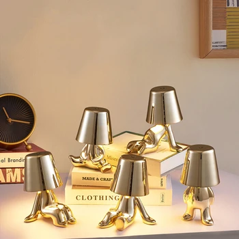 Kleine Gouden Man tafellamp Slaapkamer Touch Bed Sfeer Nacht verlichting Decoratie Bureau Licht Ornament Bar Home Restaurant