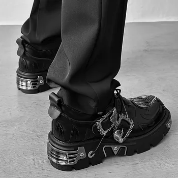 Punk Stijl Platform Vrouwen Enkel Laarzen Women ' s Motor Boot Mode Dames Chunky Schoenen Metalen Decor Black BIG Vrouwen Laarzen Nieuw