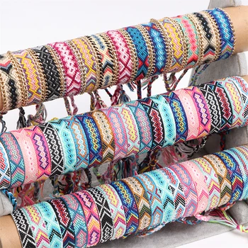 20Pcs/Veel Boheemse Nationale Handgemaakte Gevlochten Katoenen Touw Armbanden Voor Mannen, Vrouwen Armband Etnische Sokje Fashion Jewelry Gifts