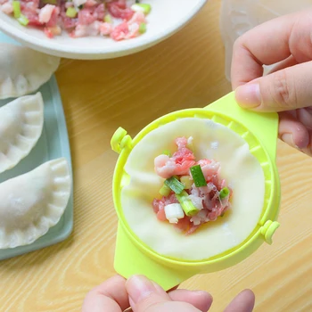 Multifunctionele Plastic Mal Dumplings Cutter Knoedel Maker Vorm Wrapper Presser Schimmels Koken Gebaksnijder Keuken Accessoires