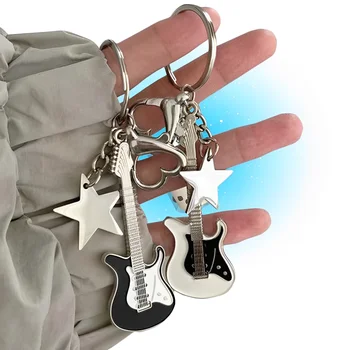 Nieuw Ontwerp van de Klassieke Gitaar sleutelhanger Auto sleutelhangers muziekinstrumenten Hanger Key-Ring voor Man, Vrouwen Accessoires Geschenken