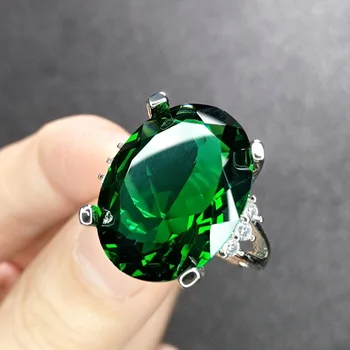 Smaragd Ring Jade Imitatie Edelsteen Grote Kunstmatige Groene Steen Vrouwen Mode Opvallende Vinger Sieraden Opening Verstelbaar