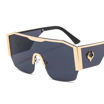 2023 Nieuwe Mode-Shield Zonnebril Mannen Vrouwen Hoge Kwaliteit Luxe Verlopen Lens Bull Logo Ontwerper Hete Verkopende Zonnebril